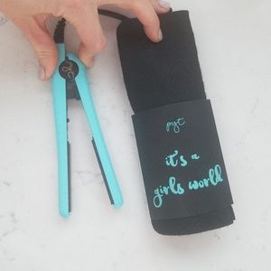 BNIB Pyt Blue Mini Ceramic Styling Tool